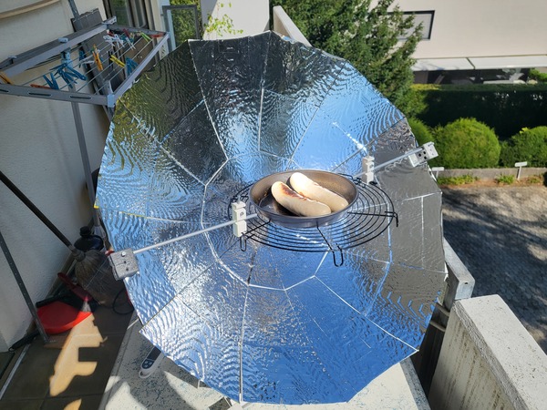 fertige Schuessel mit Bratwurst-Test